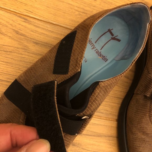 Thierry Rabotin women snakeskin leather Lena slip on shoes 6.5-7 - Picture 8 of 8